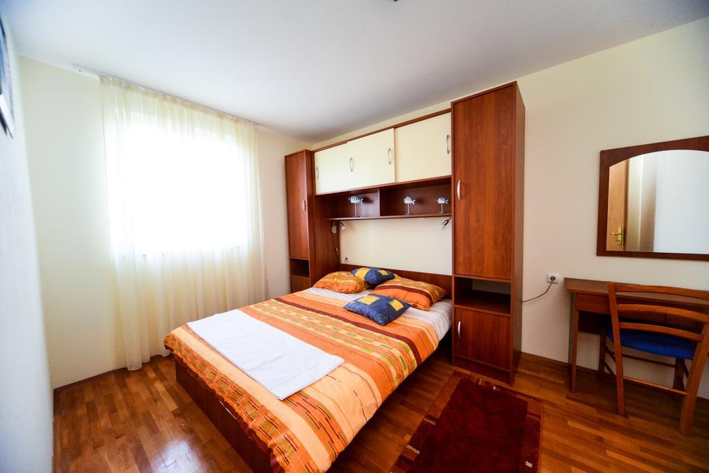 Apartments Ivan Zadar Eksteriør billede